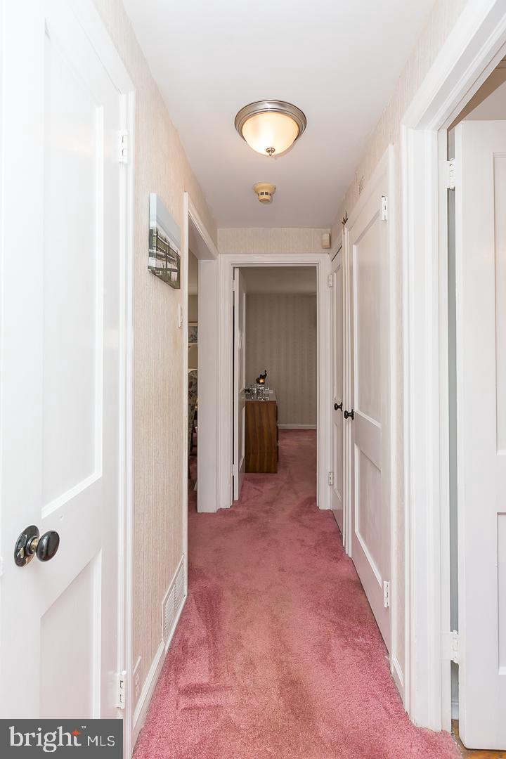 628 North Eagle Road Havertown, PA 19083 - Photo 27 of 36