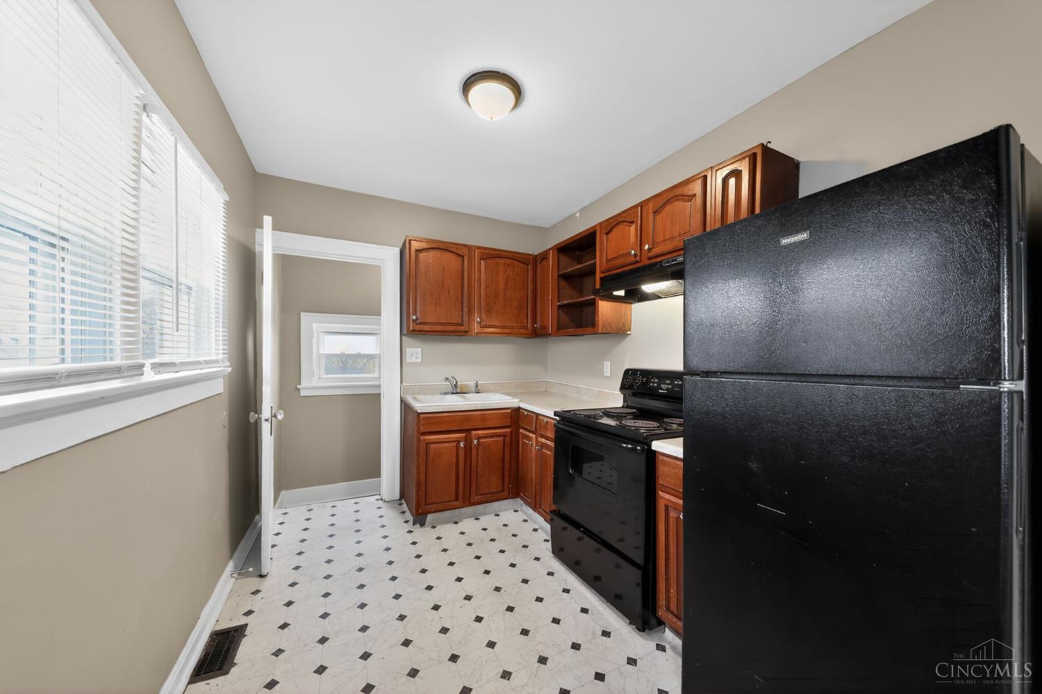 3111 Cavanaugh Avenue Cincinnati, OH 45211 - Photo 18 of 33 Gallery Image 18