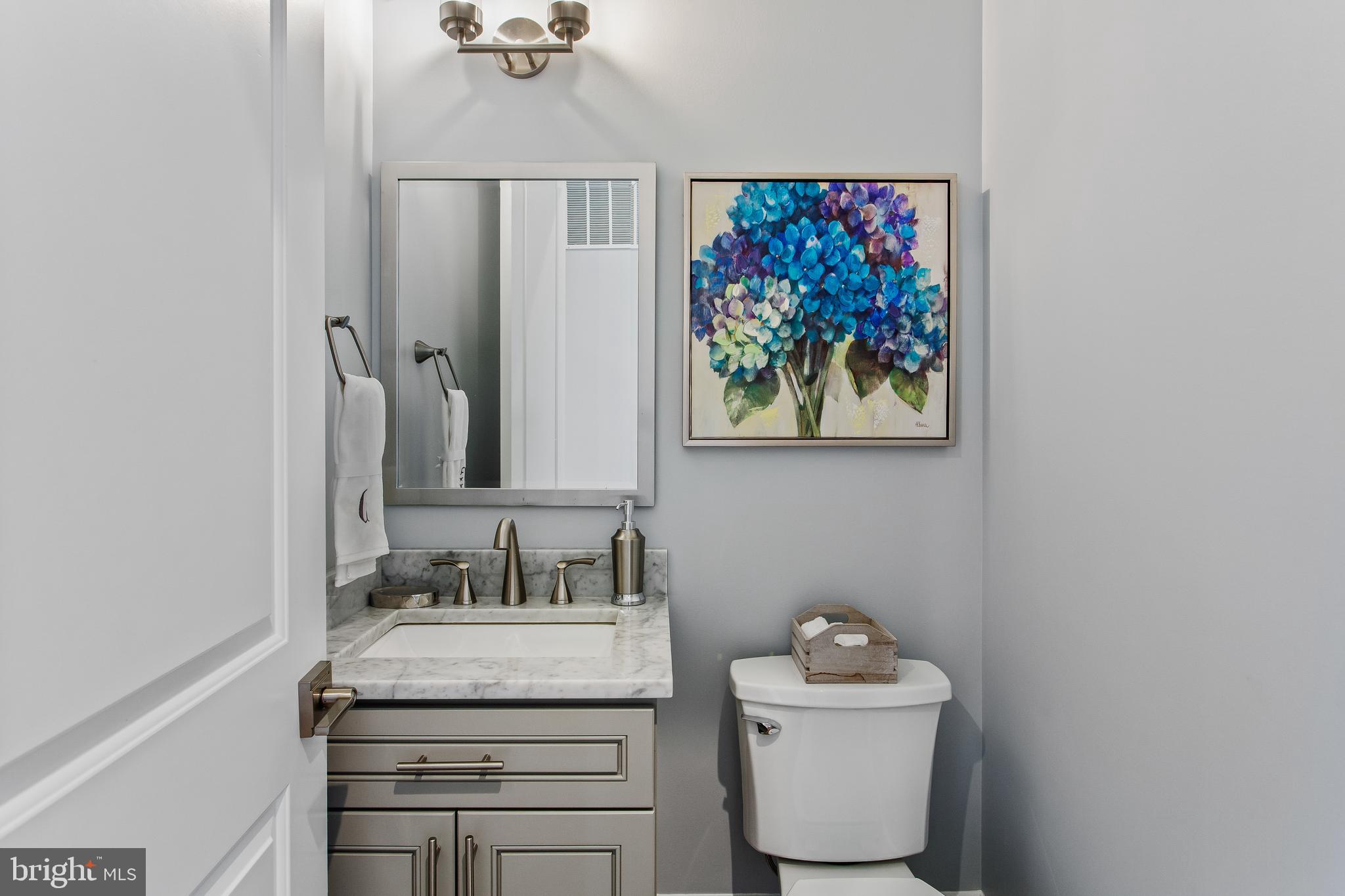 106 Tapawingo Road Southwest Vienna, VA 22180 - Photo 12 of 49