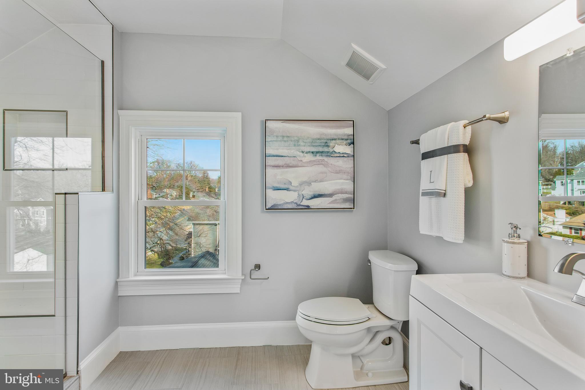 106 Tapawingo Road Southwest Vienna, VA 22180 - Photo 30 of 49