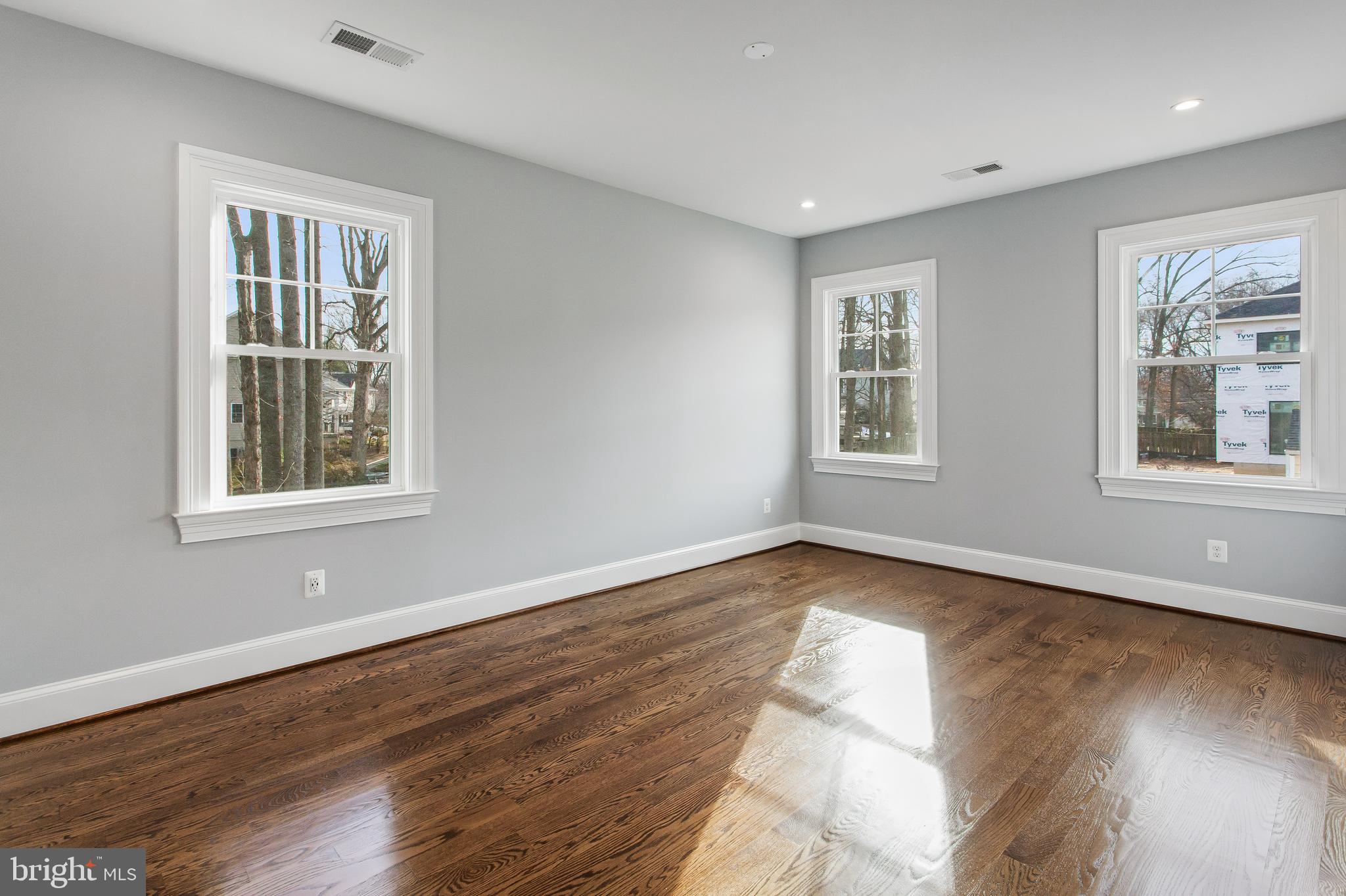 106 Tapawingo Road Southwest Vienna, VA 22180 - Photo 39 of 49