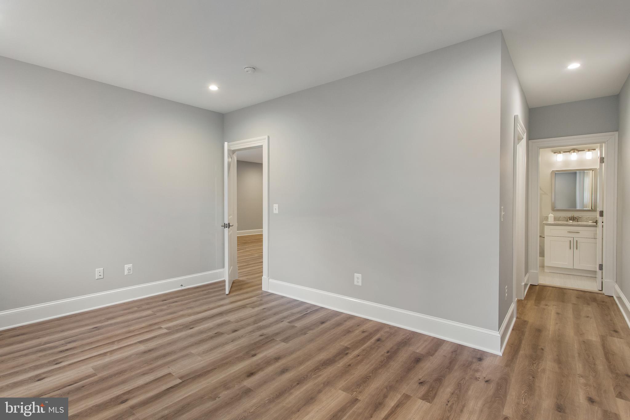 106 Tapawingo Road Southwest Vienna, VA 22180 - Photo 45 of 49