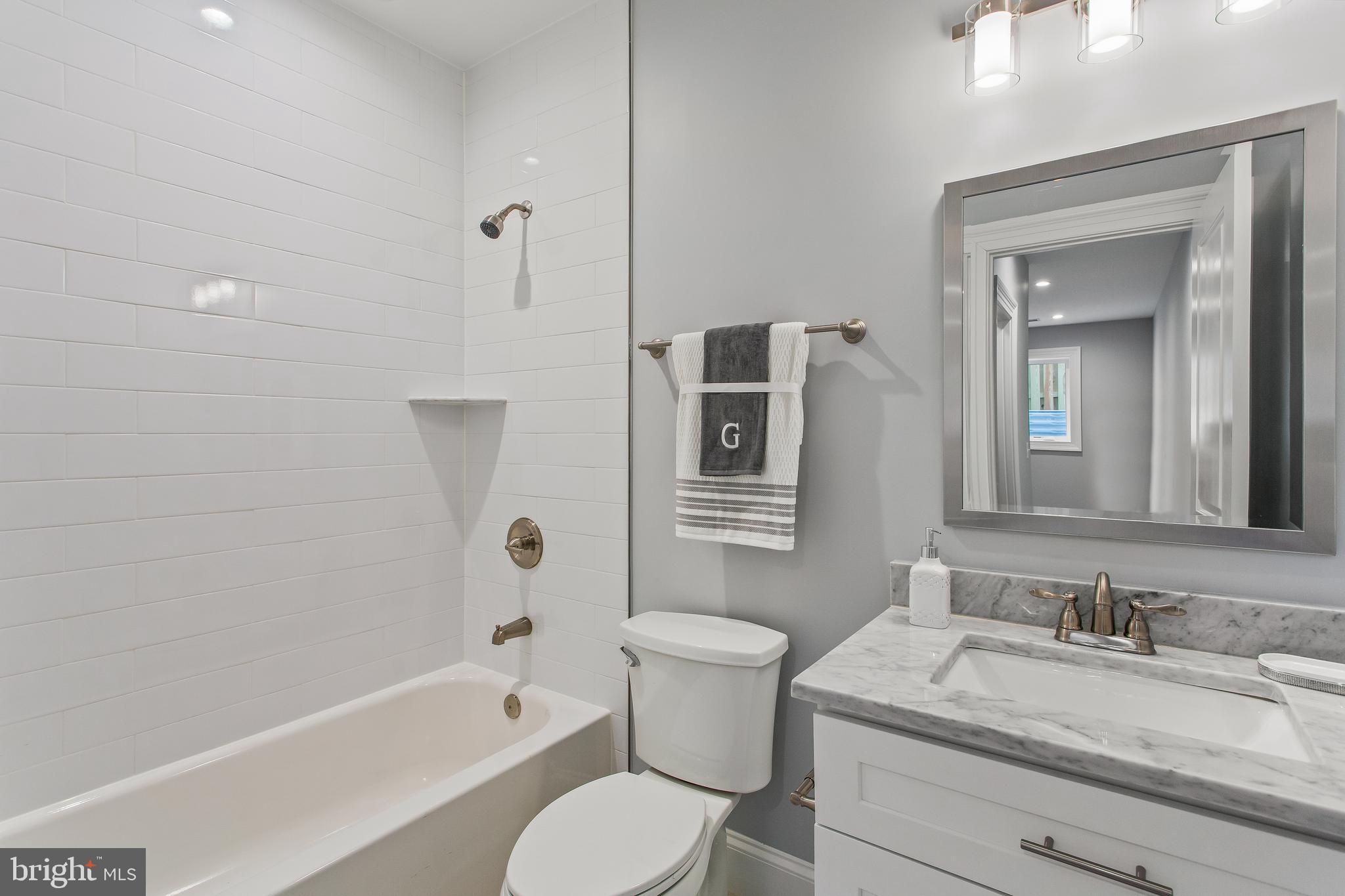 106 Tapawingo Road Southwest Vienna, VA 22180 - Photo 46 of 49