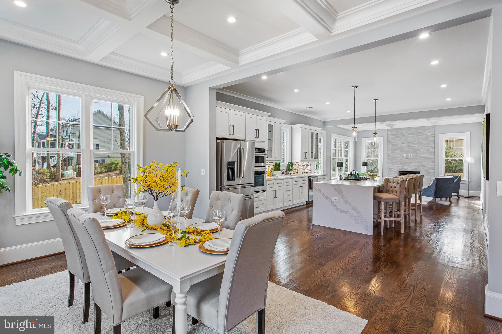 106 Tapawingo Road Southwest Vienna, VA 22180 - Photo 6 of 49