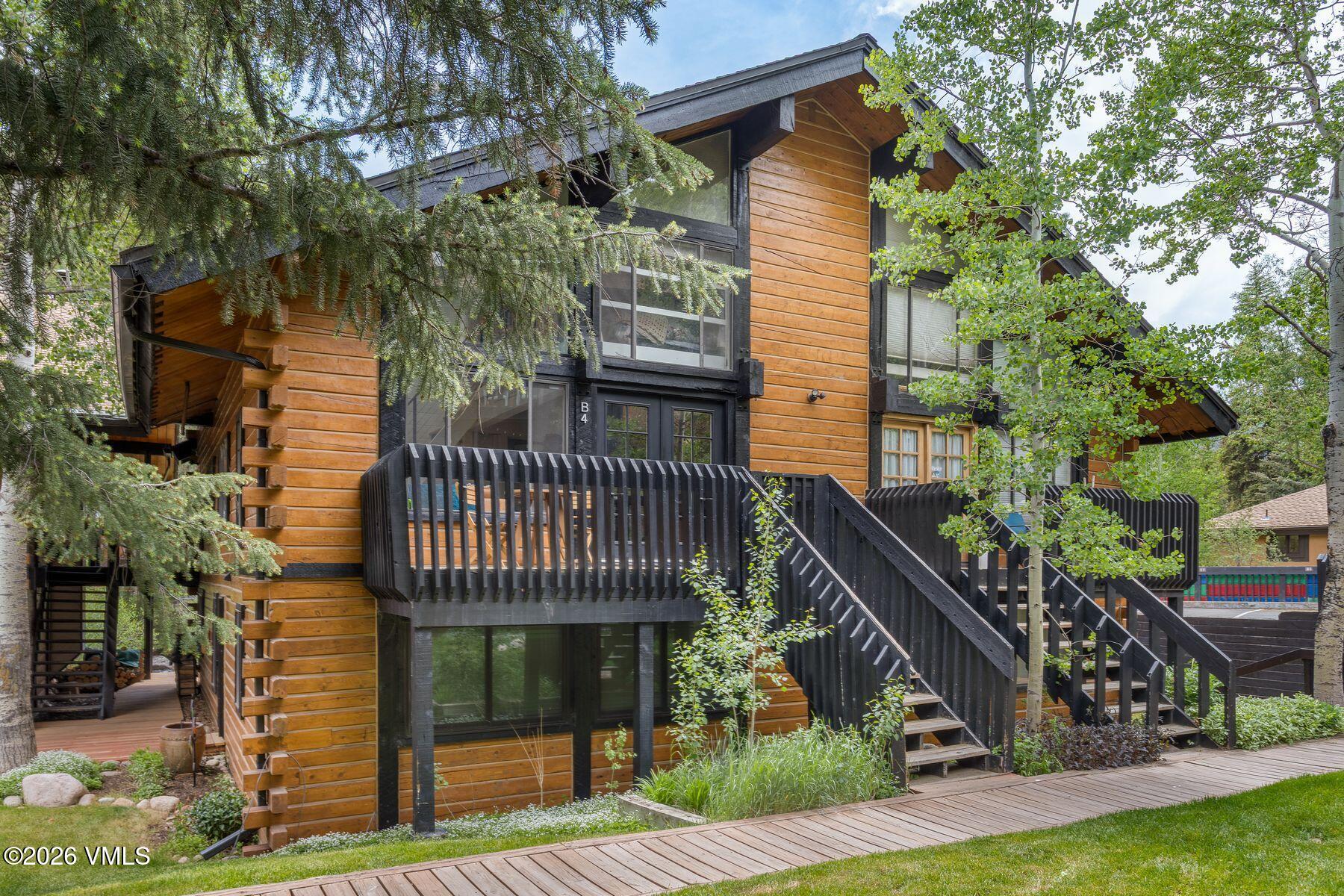 2958 South Frontage Road West, Unit B4 Vail, CO 81657 - Photo 20 of 25 photo_online_020