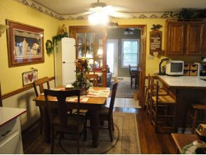 3709 Brandywine Road Kingsport, TN 37660 - Photo 12 of 12 breakfast area