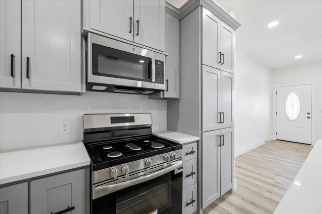 $439,999 | 7222 Philibert Lane, Unit A/B, Houston, TX 77028