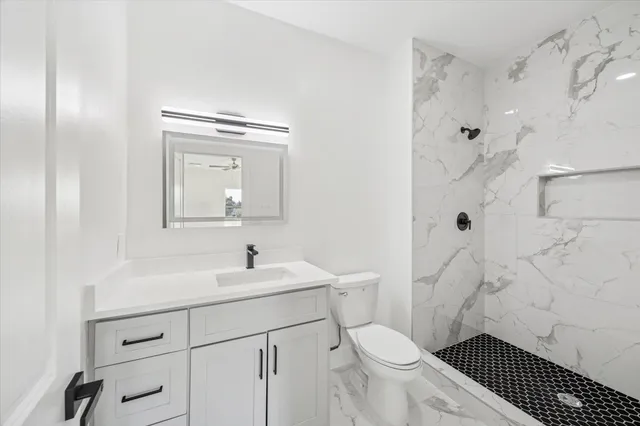 $439,999 | 7222 Philibert Lane, Unit A/B, Houston, TX 77028