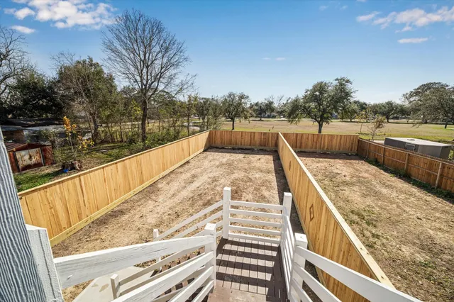 $439,999 | 7222 Philibert Lane, Unit A/B, Houston, TX 77028