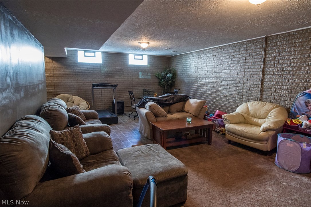 4686 Liberty Road South Euclid, OH 44121 - Photo 26 of 28