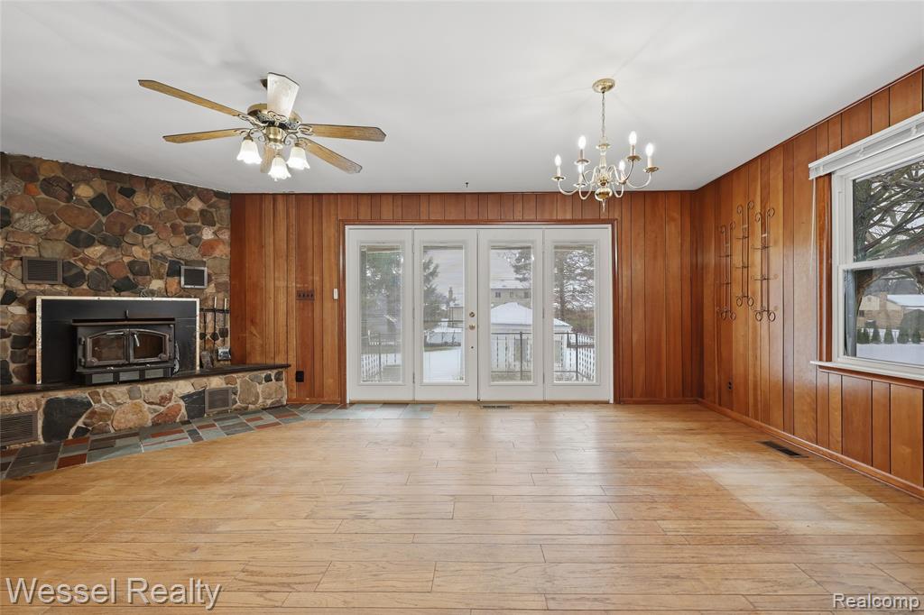 28771 Bunert Road Warren, MI 48088 - Photo 14 of 43