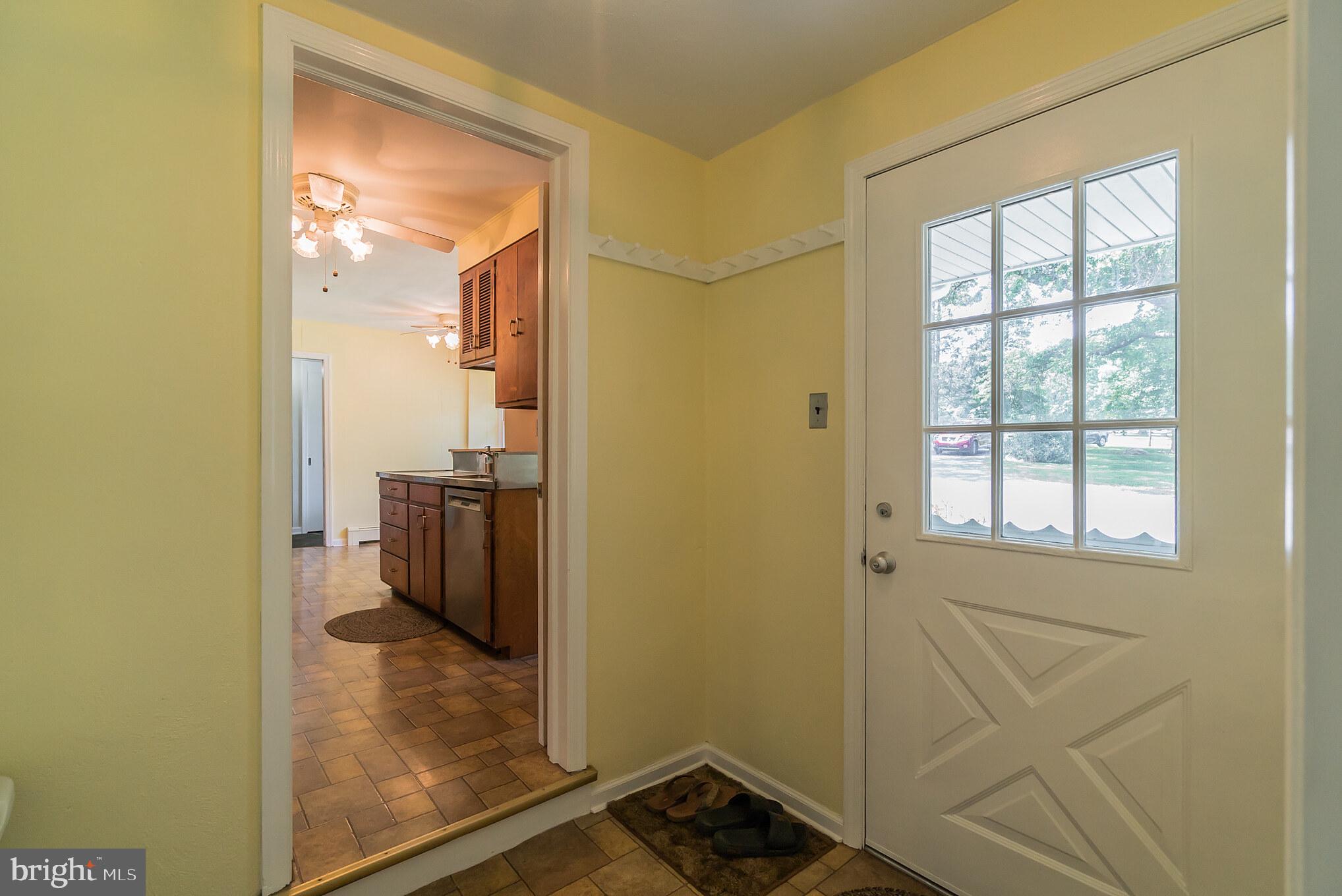 360 Clothier Springs Road Phoenixville, PA 19460 - Photo 9 of 35 1 of 2 Entryways
