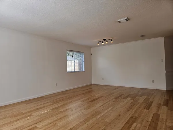 $319,999 | 22610 August Leaf Drive, Tomball, TX 77375