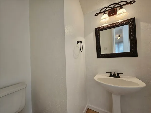 $319,999 | 22610 August Leaf Drive, Tomball, TX 77375