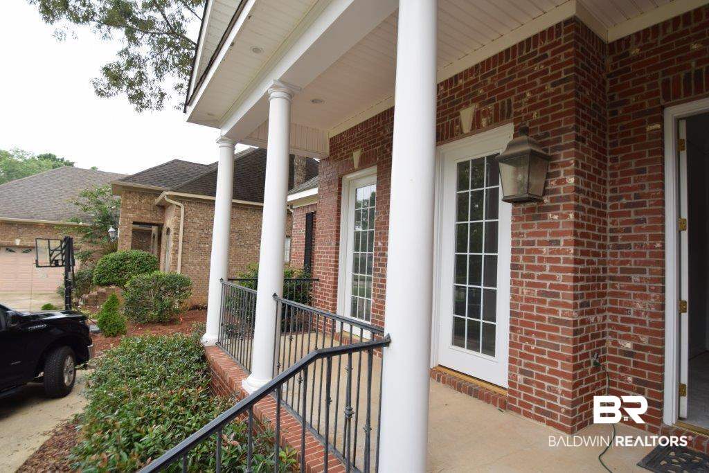 9451 Aspen Circle Daphne, AL 36527 - Photo 3 of 33