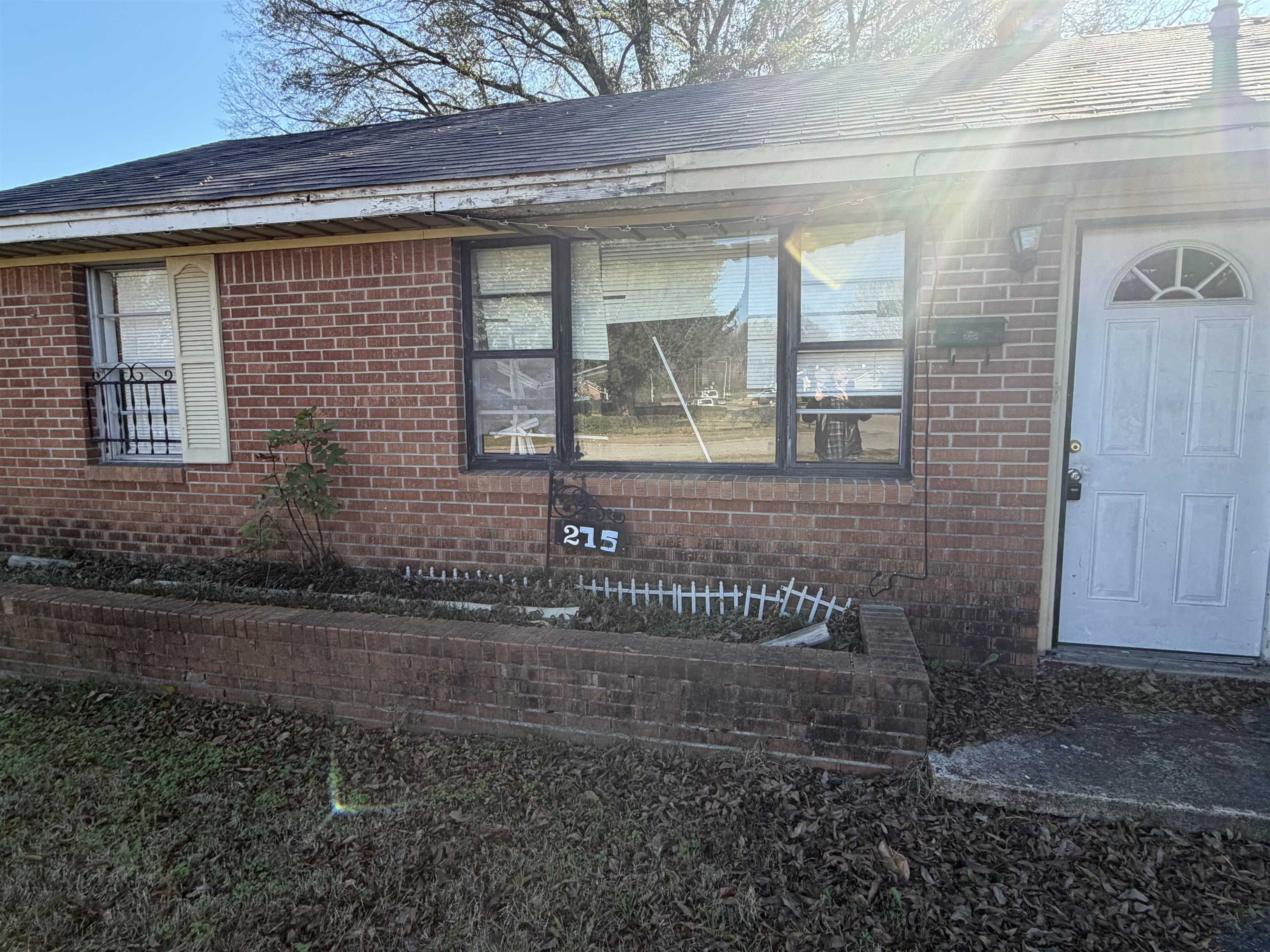 275 Flynn Road Memphis, TN 38109 - Photo 3 of 14