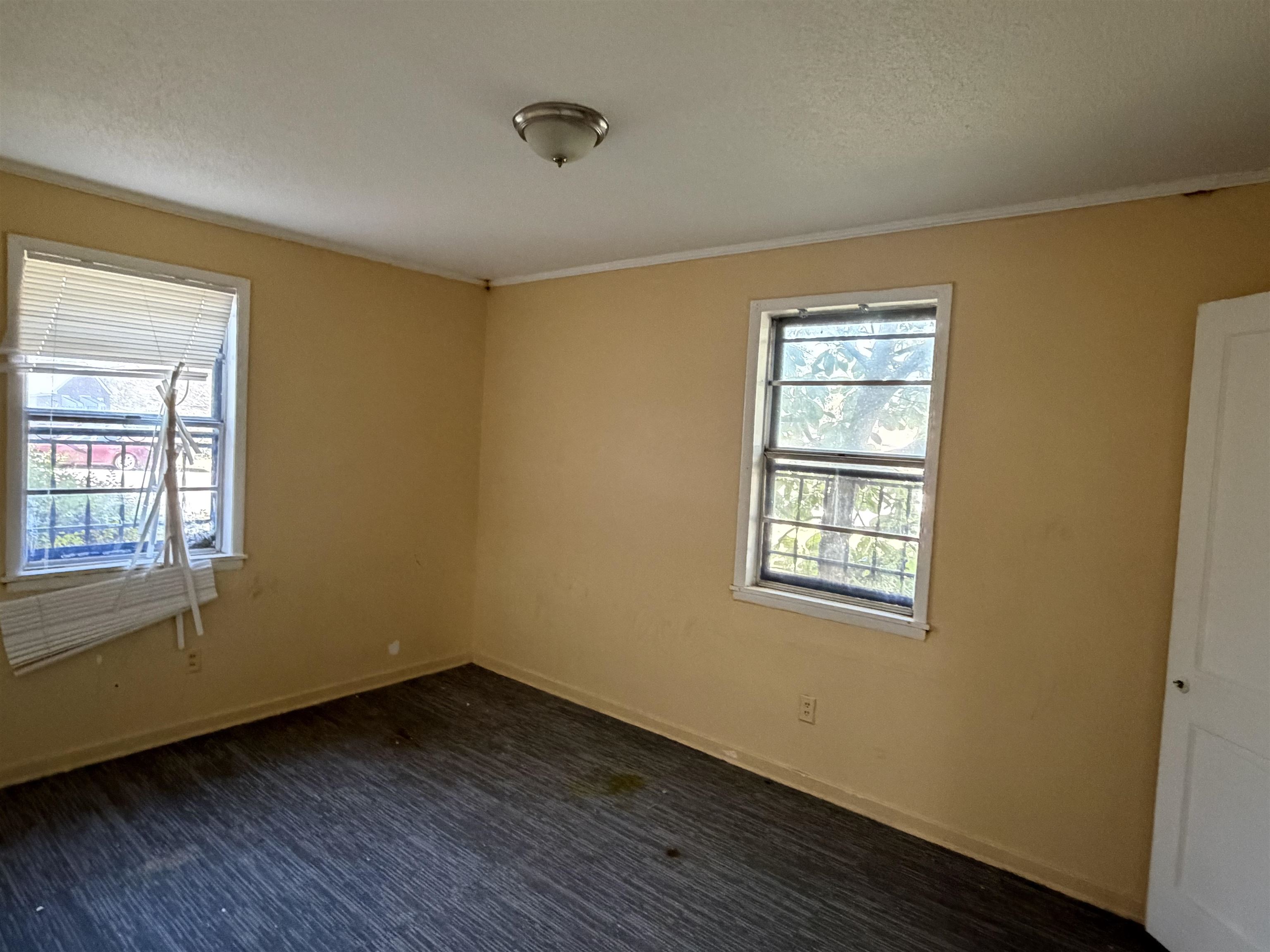 275 Flynn Road Memphis, TN 38109 - Photo 9 of 14