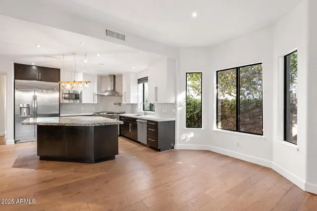 $6,000 | 11 West San Juan Avenue, Phoenix, AZ 85013