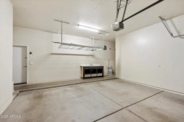 $6,000 | 11 West San Juan Avenue, Phoenix, AZ 85013