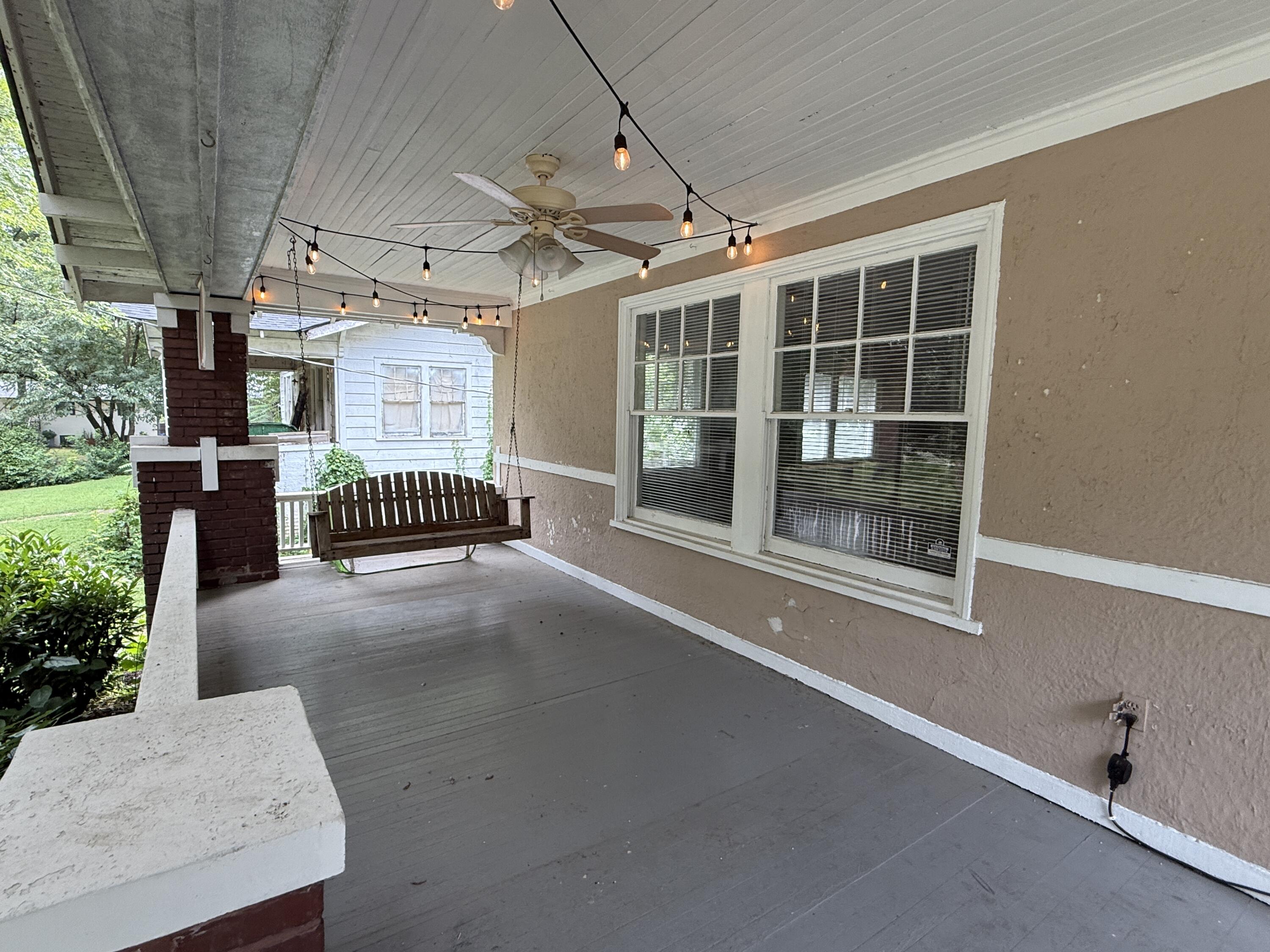 221 Morningside Drive Chattanooga, TN 37404 - Photo 3 of 23 IMG_6133