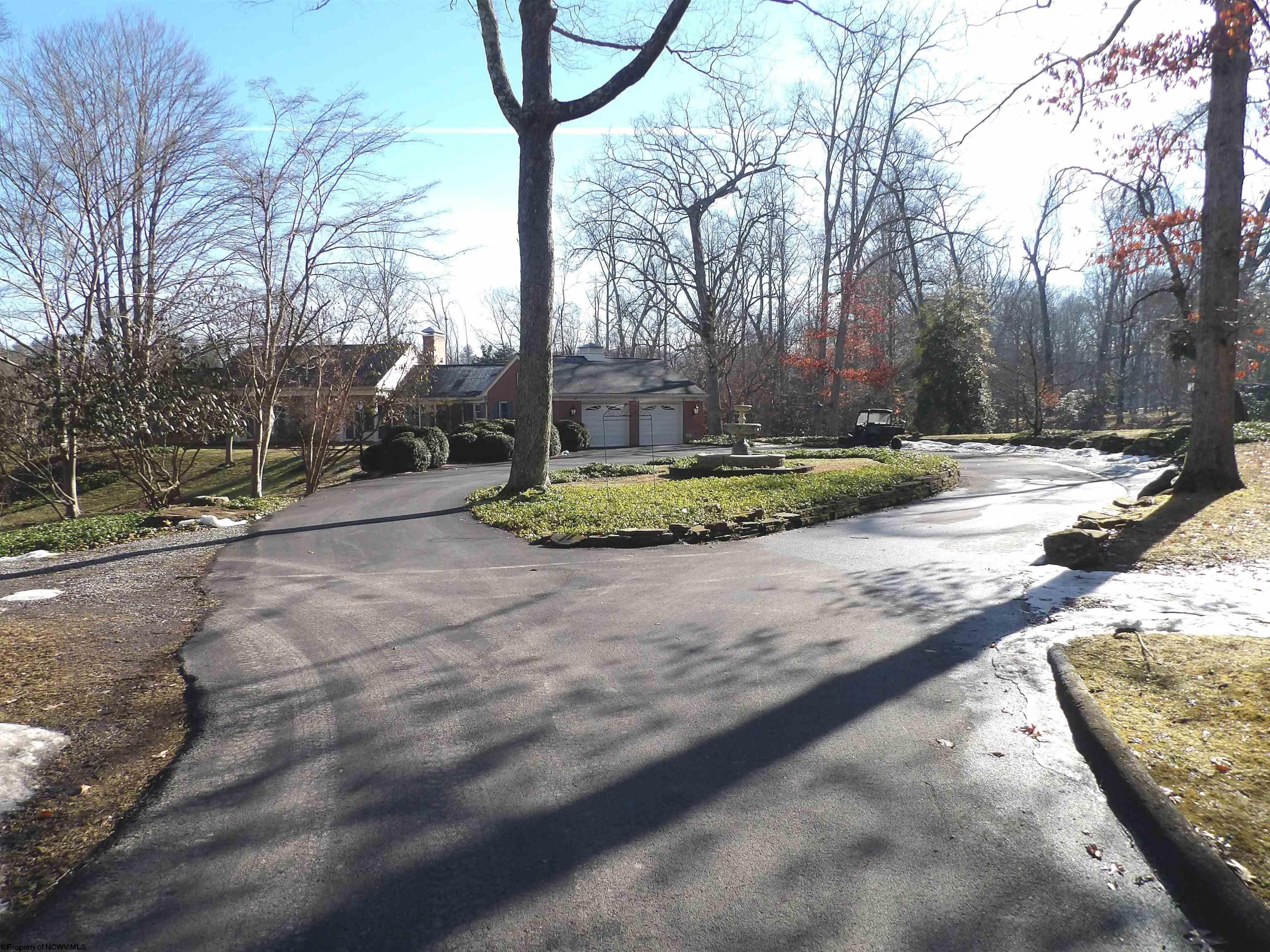 1067 Country Club Road Clarksburg, WV 26301 - Photo 4 of 5 Gallery Image 4