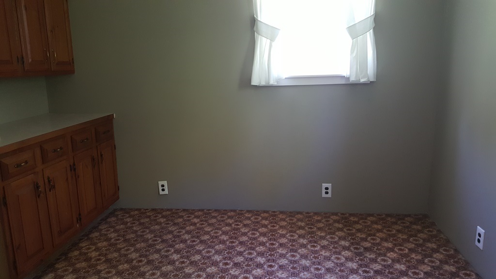208 North Shore Road Newport, NH 03773 - Photo 15 of 31