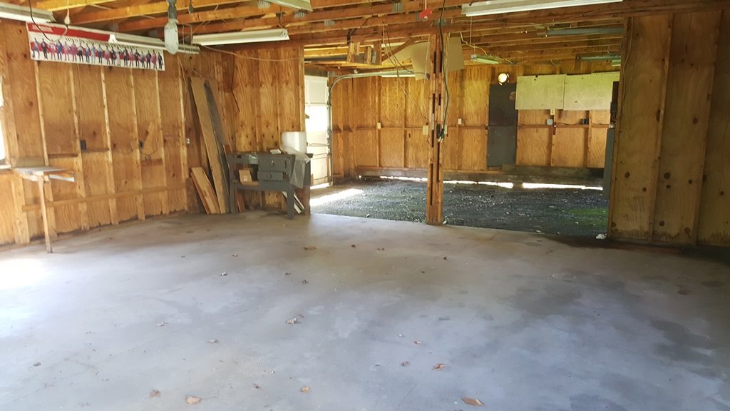 208 North Shore Road Newport, NH 03773 - Photo 27 of 31
