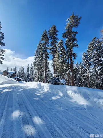 a picture of city view