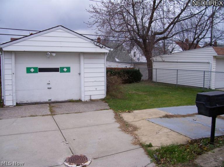 4037 Stonehaven Road Cleveland, OH 44121 - Photo 22 of 22 Gallery Image 22