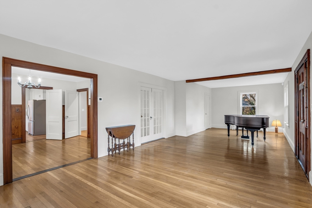 70 Middle Street Lexington, MA 02421 - Photo 3 of 37 a view of a livingroom with furniture and wooden floor