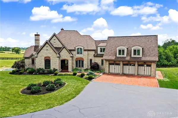 $1,500,000 | 3051 East Spring Valley Paintersville Road, Xenia, OH 45385