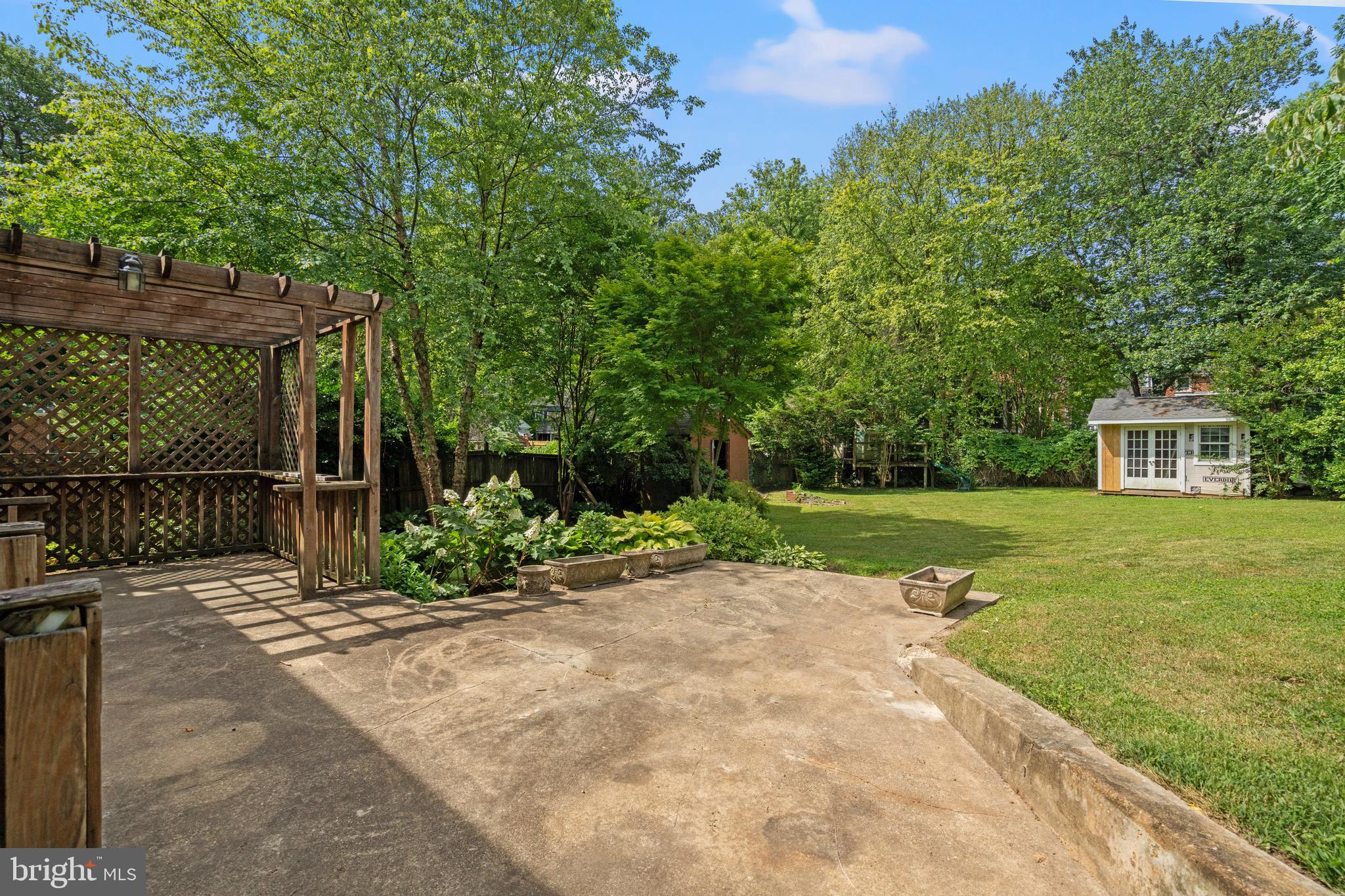 10208 Edgewood Avenue Silver Spring, MD 20901 - Photo 36 of 40 Backyard with storage shed