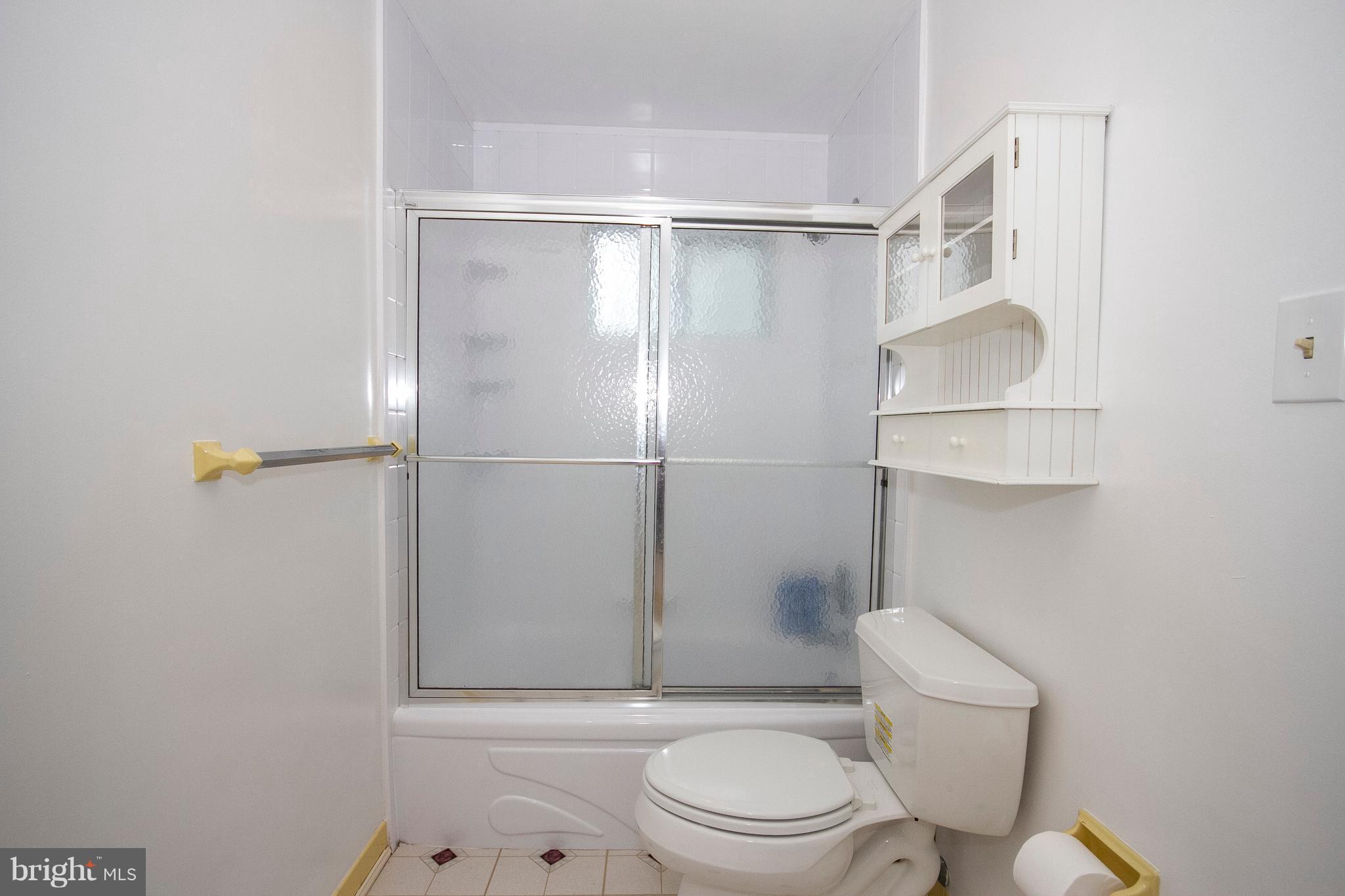 4100 Glen Park Road Baltimore, MD 21236 - Photo 26 of 30 Bath