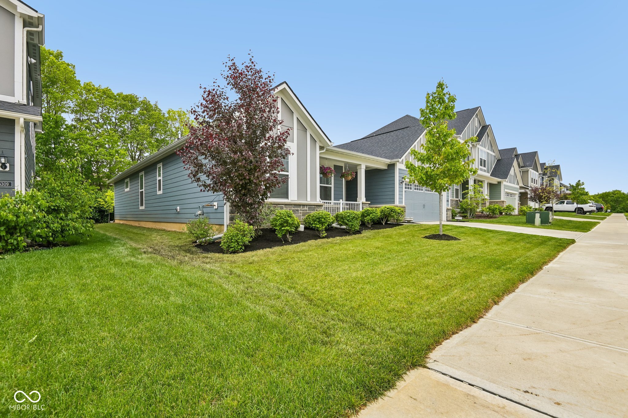 5297 Dunhaven Road Noblesville, IN 46062 - Photo 2 of 47