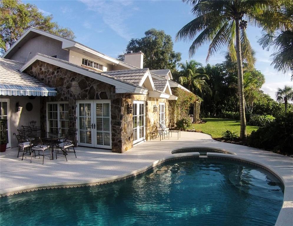 17 Mandalay Road Sewall's Point, FL 34996 - Photo 21 of 32
