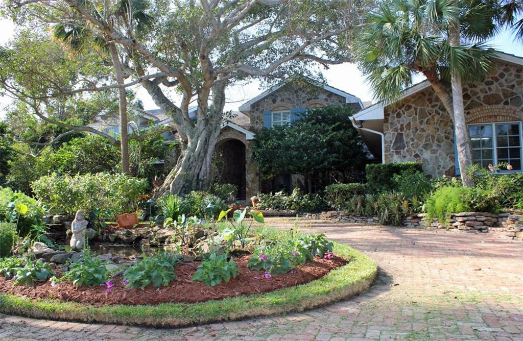 17 Mandalay Road Sewall's Point, FL 34996 - Photo 4 of 32