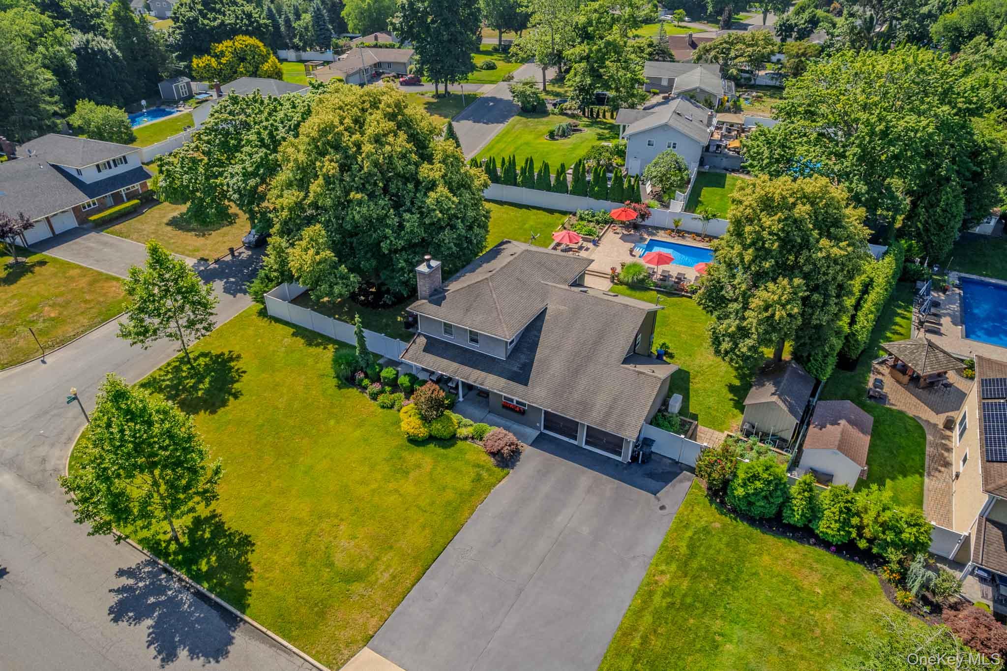 8 Feather Lane Commack, NY 11725 - Photo 42 of 50