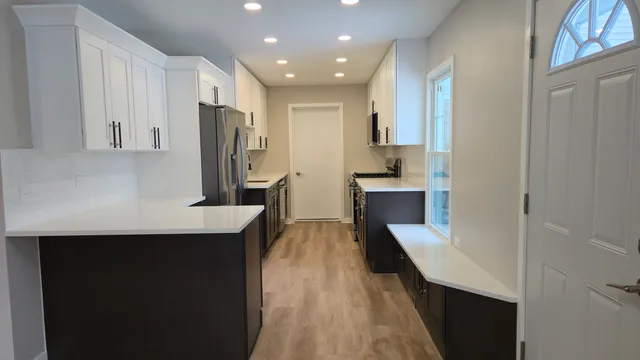 $224,900 | 231 Harvest Court, Vernon Hills, IL 60061