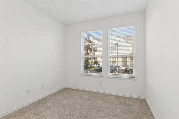 $1,925 | 4703 Kindred Street, Haltom City, TX 76117