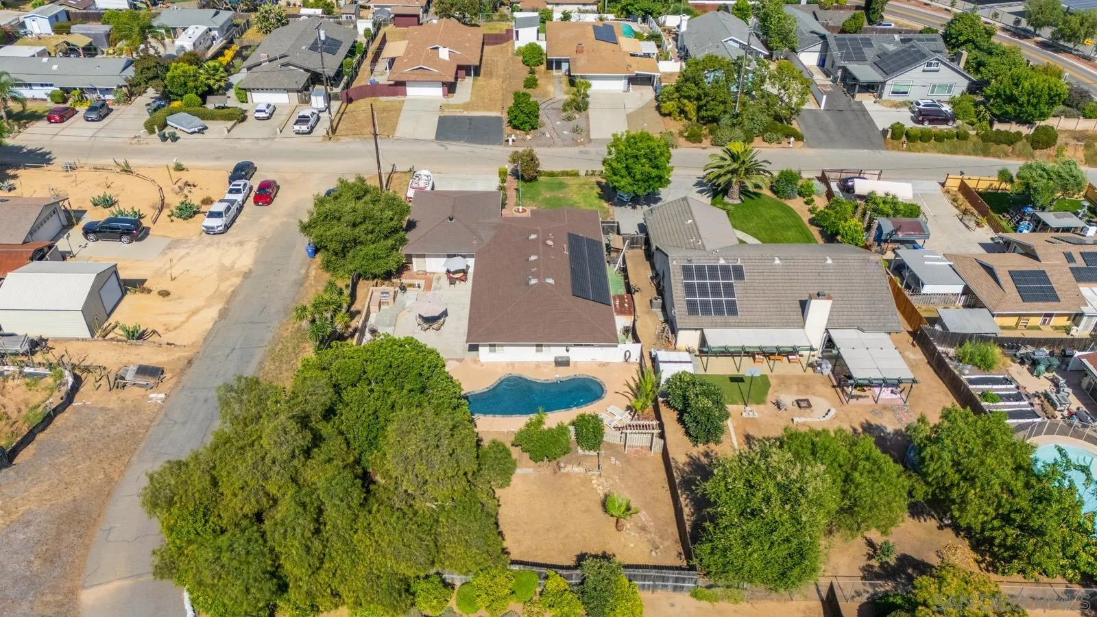 2327 Morro Road Fallbrook, CA 92028 - Photo 68 of 75