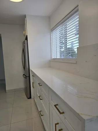 $3,100 | 3900 Southwest 59th Avenue, Davie, FL 33314
