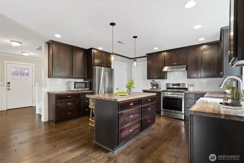 $728,000 | 5146 83rd Place Northeast, Marysville, WA 98270