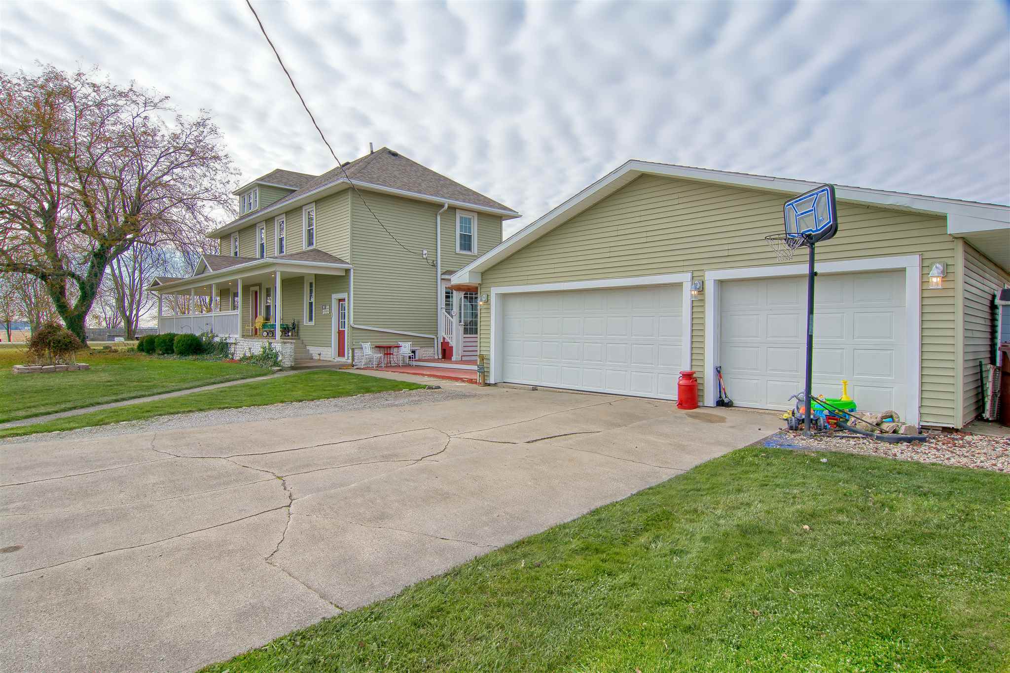 5625 West 500 North Decatur, IN 46733 - Photo 2 of 36