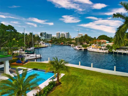 $13,995,000 | 700 Southwest 12th Avenue, Fort Lauderdale, FL 33312