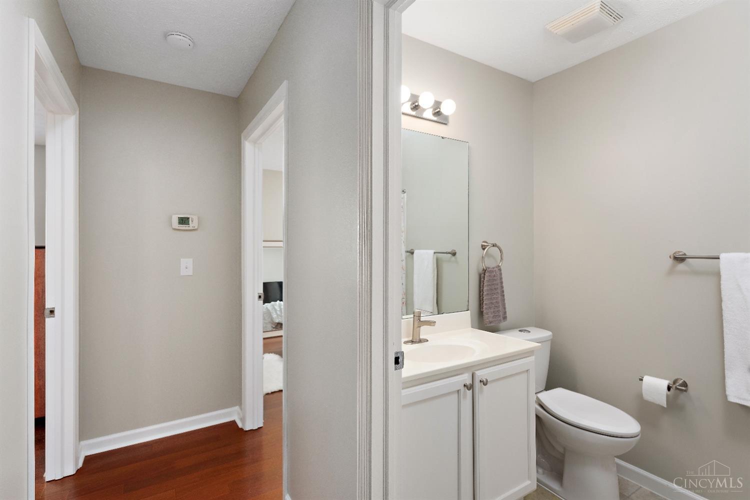 3357 Ravine Place Mason, OH 45039 - Photo 13 of 20 Hall bathroom features tub/shower combo and brushed nickel accents