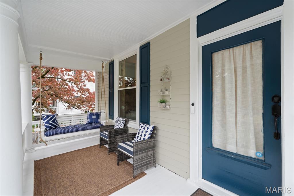 2855 Laclede Station Road Maplewood, MO 63143 - Photo 8 of 29 Gallery Image 8