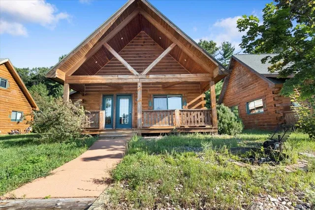 $184,900 | 617 Sandy Beach Court, Warrens, WI 54666