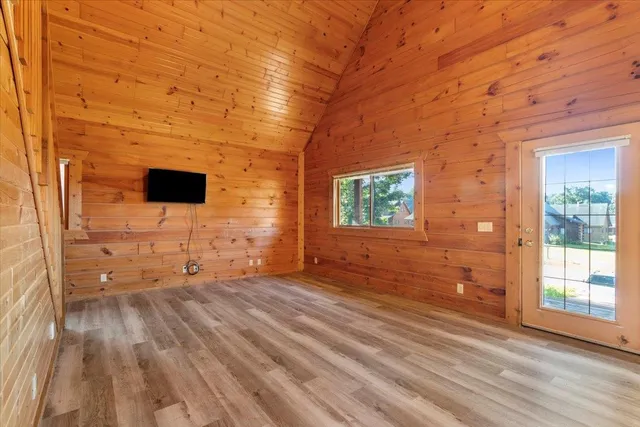 $184,900 | 617 Sandy Beach Court, Warrens, WI 54666