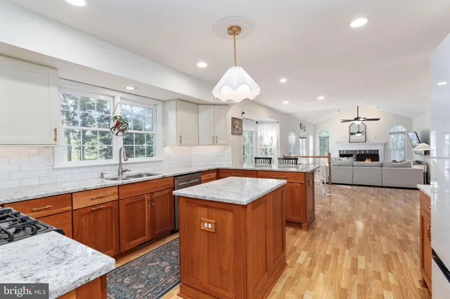 $625,000 | 11703 Walsh Court, Fredericksburg, VA 22408