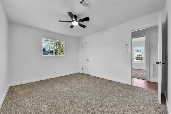 $1,800 | 1913 41st Avenue North, Texas City, TX 77590